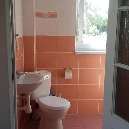 Topola Homestay szállás